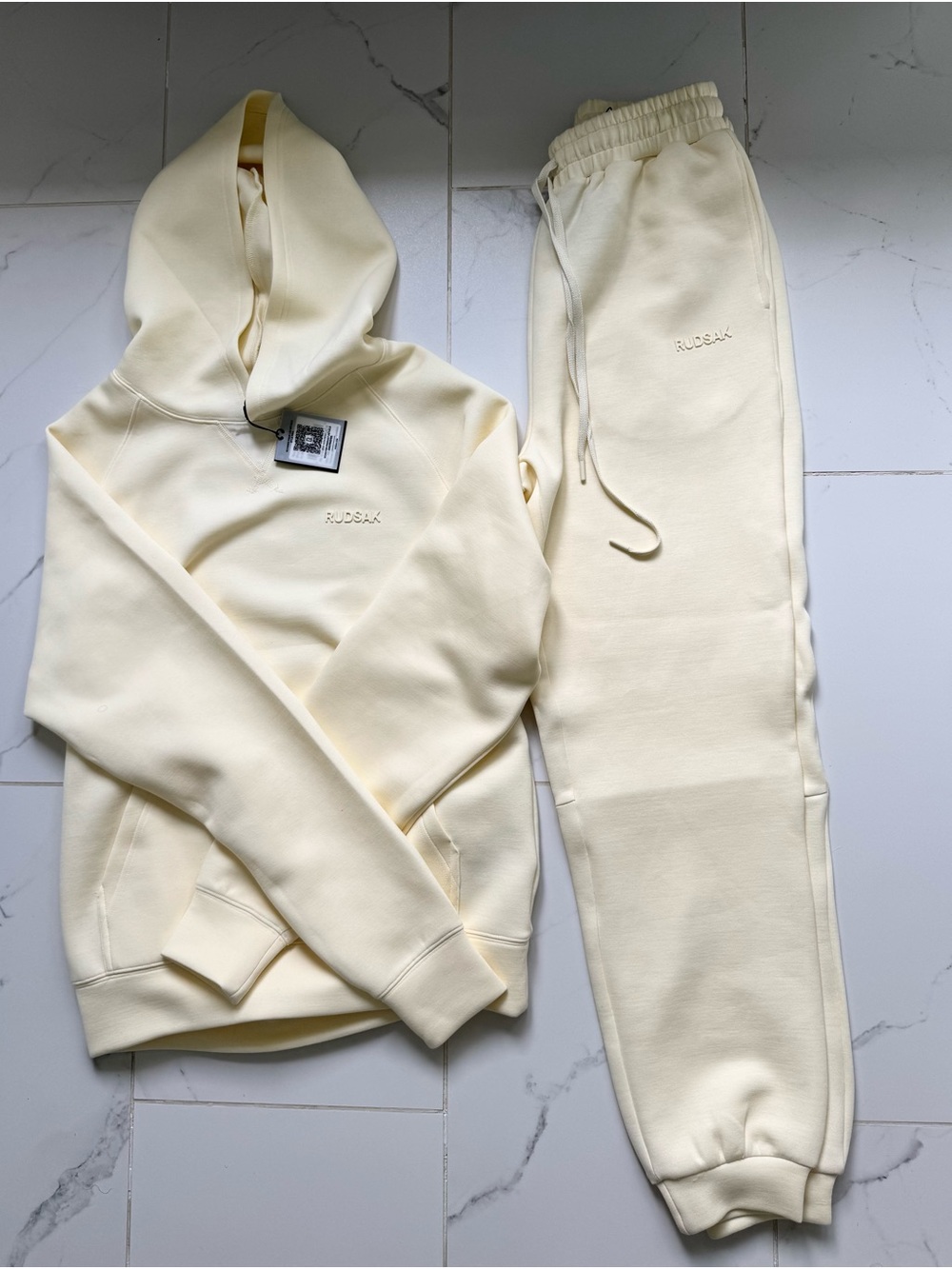 RUDSAK Men's Cream Crewneck Hoodie & Joggers Set